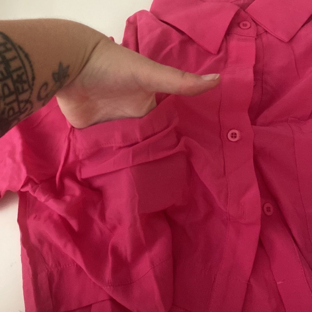 Drop shoulder patch pocket button up crop shirt size small hot pink - Picture 5 of 9